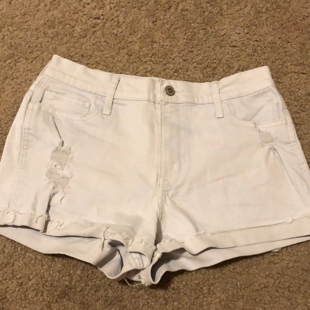 High waisted white Hollister shorts